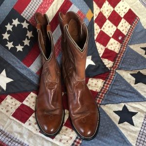 Classic Men’s Cowboy Boots - 11 D, vintage!